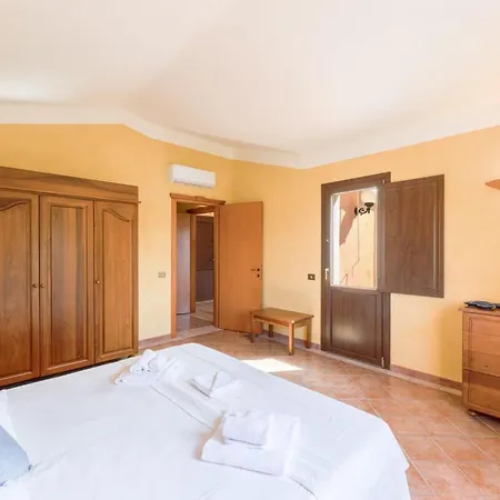 Apartment Classical Baia Delle Palme Premium Num1210